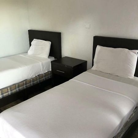 Gold Rush Hotel ออเรนจ์พาร์ค ภายนอก รูปภาพ